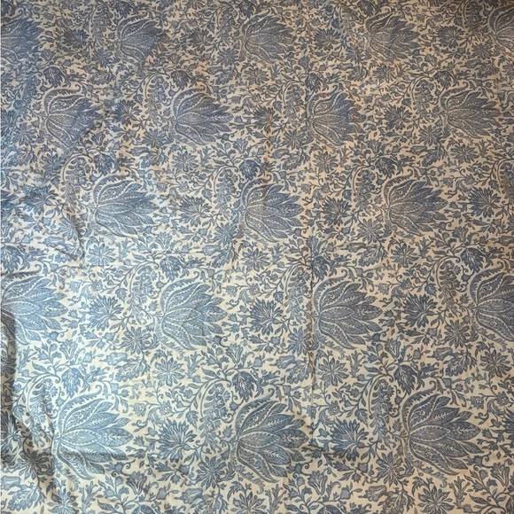Ralph Lauren Blue and White Floral Fabric - Picture 1 of 5